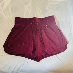 Old Navy active dynamic fleece shorts burgundy